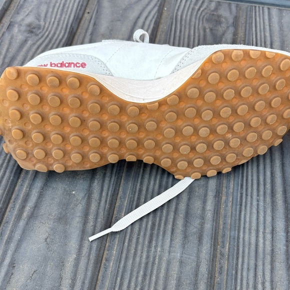 New Balance Women’s Cream Suede Sneakers with Red Tongue - Picture 6 of 6